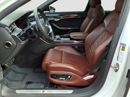 Glacier White Metallic 2020 Audi S8 4.0T quattro