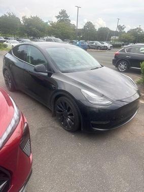 Black 2022 Tesla Model Y Performance