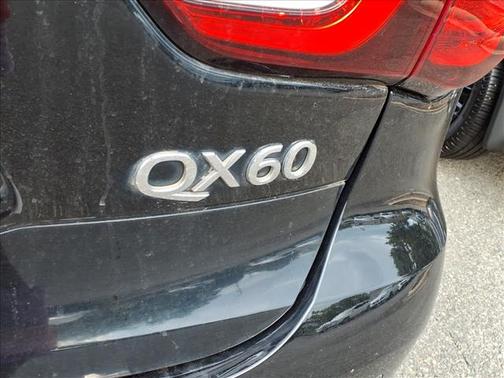 Black 2017 INFINITI QX60 Base