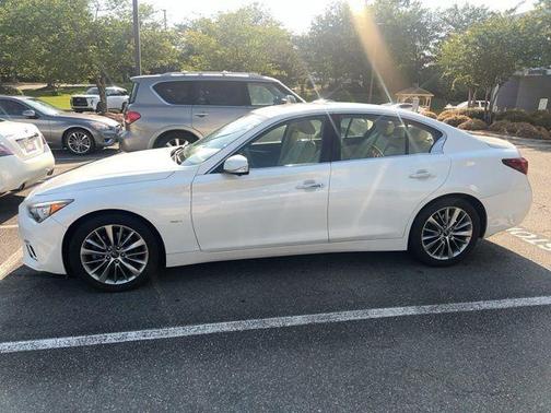 White 2018 INFINITI Q50 3.0t LUXE