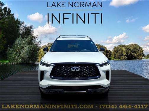 Majestic White 2025 INFINITI QX60 Luxe