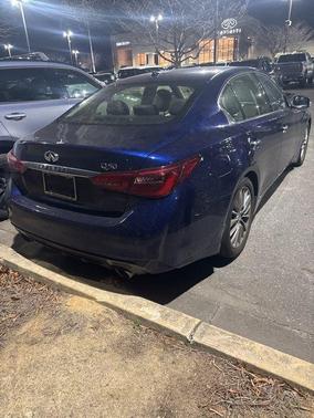 2023 INFINITI Q50 LUXE