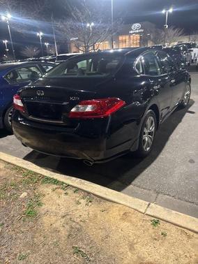 2011 INFINITI M37x Base