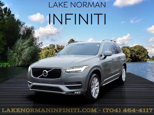 2016 Volvo XC90 T6 Momentum