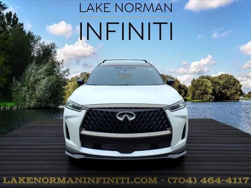 Rad Wht 2026 INFINITI QX60 SPORT