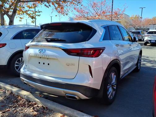 2022 INFINITI QX50 ESSENTIAL