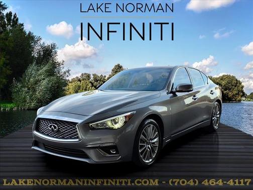 2023 INFINITI Q50 LUXE