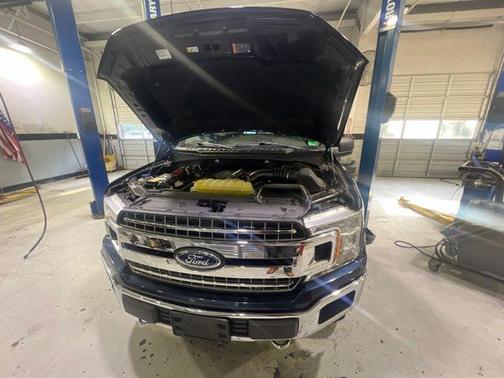Blue 2019 Ford F-150 XLT