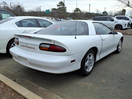 1998 Chevrolet Camaro Base