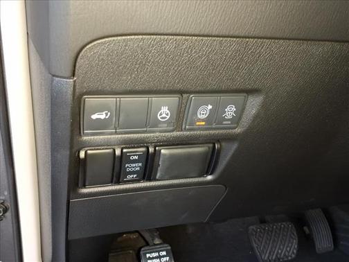 Gun Metallic 2020 Nissan Armada Platinum