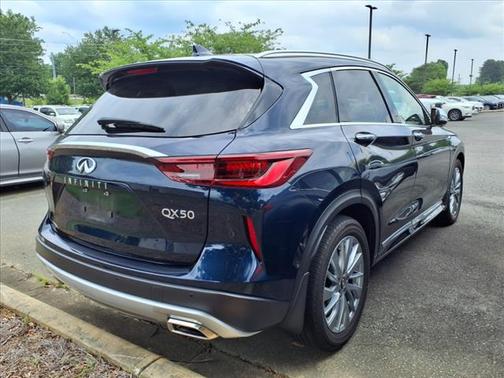 2023 INFINITI QX50 Luxe
