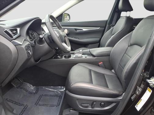 2024 INFINITI QX50 Luxe