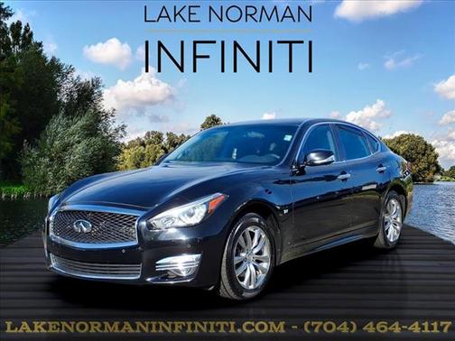 2019 INFINITI Q70 3.7X LUXE