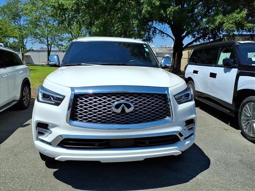 Moonstone White 2023 INFINITI QX80 SENSORY