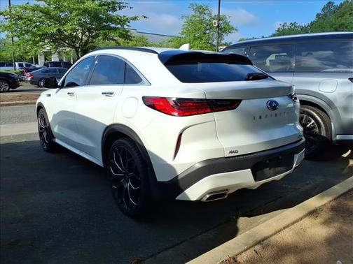 Radiant White 2023 INFINITI QX55 SENSORY