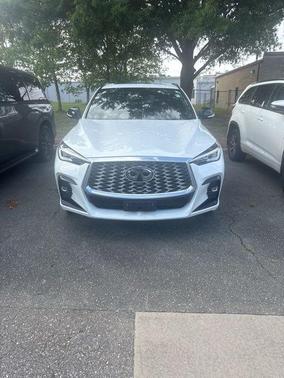 Radiant White 2023 INFINITI QX55 SENSORY