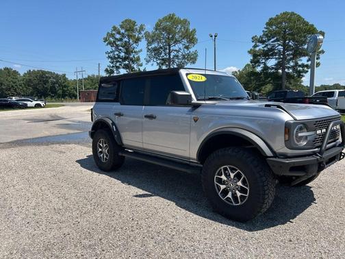 2021 Ford Bronco Badlands
