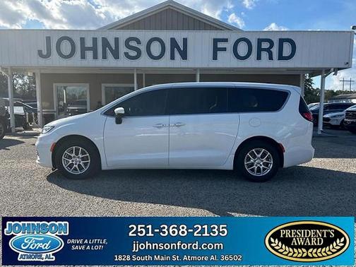 2023 Chrysler Pacifica Touring L