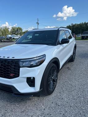 2025 Ford Explorer ST