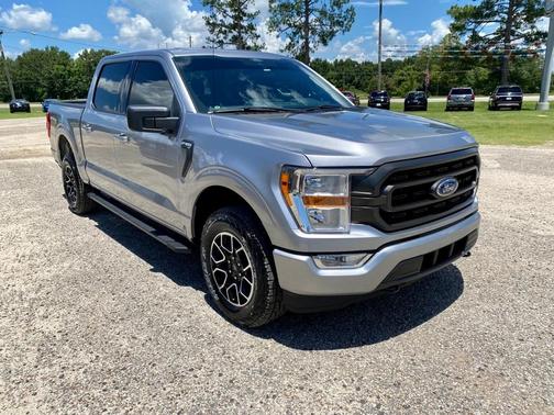 Photo 4 of 28 of 2021 Ford F-150 XLT