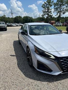 2024 Nissan Altima SR FWD