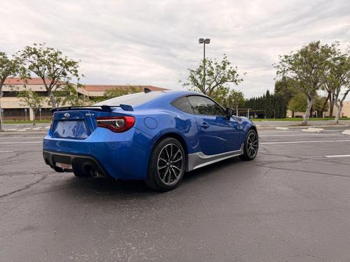 WR Blue Pearl 2017 Subaru BRZ Limited