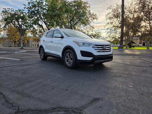 Frost White Pearl 2014 Hyundai Santa Fe Sport 2.4L