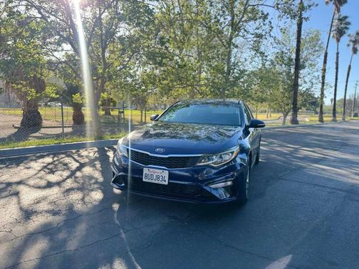 Snow White Pearl 2019 Kia Optima LX