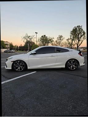 White Orchid Pearl 2017 Honda Civic Si