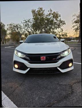 White Orchid Pearl 2017 Honda Civic Si