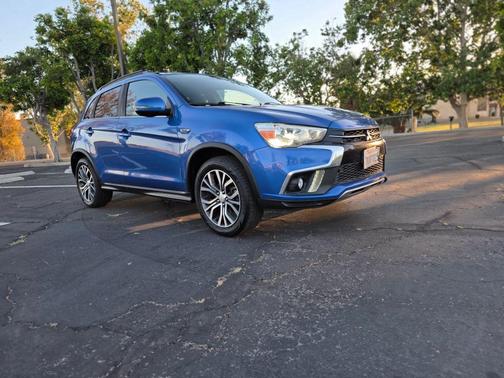 Octane Blue Metallic 2018 Mitsubishi Outlander Sport 2.4 SEL