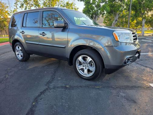 Polished Metal Metallic 2013 Honda Pilot EX-L