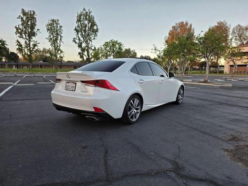 White 2018 Lexus IS 300 Base