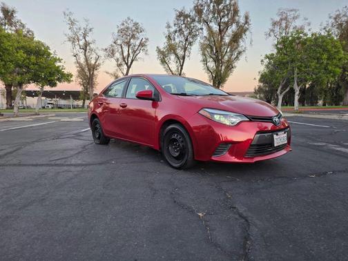 Barcelona Red Metallic 2016 Toyota Corolla LE