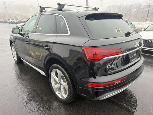 2021 Audi Q5 45 Premium Plus