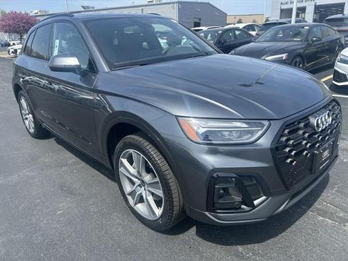 2025 Audi Q5 45 S line Premium