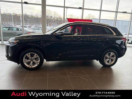 2025 Audi Q5 Premium TFSI quattro S tronic