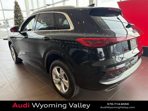 2025 Audi Q5 Premium TFSI quattro S tronic