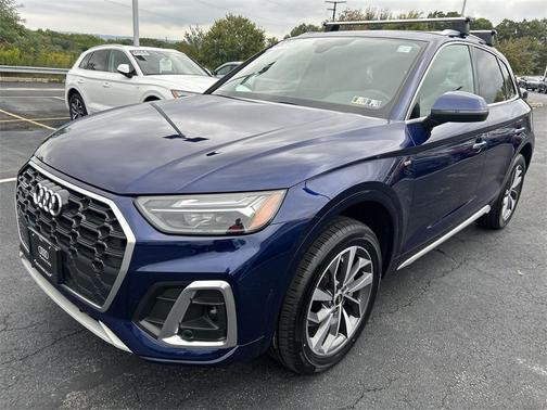 2022 Audi Q5 45 S line Premium