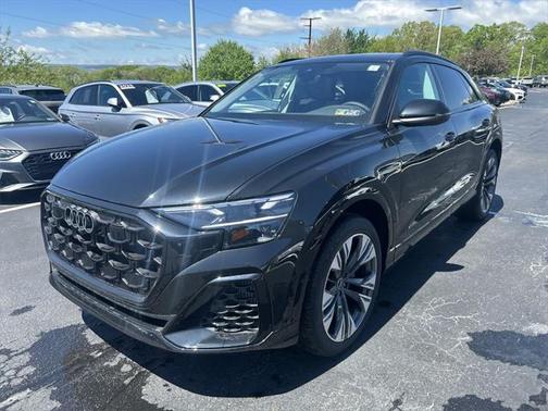 2025 Audi Q8 55 Premium Plus