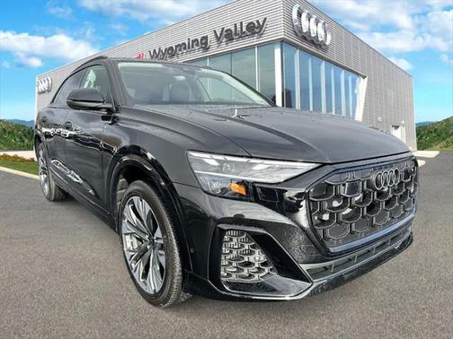 2025 Audi Q8 55 Premium Plus
