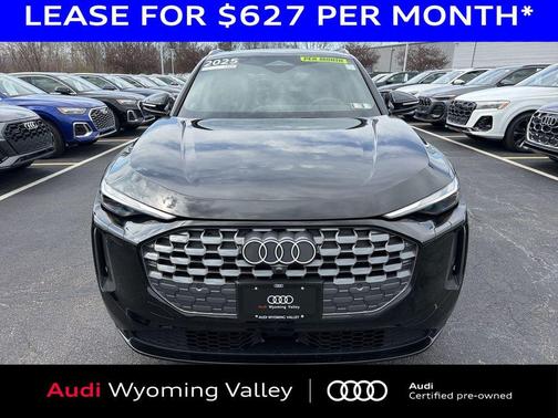 Mythos Black Metallic 2025 Audi Q5 Premium TFSI quattro S tronic