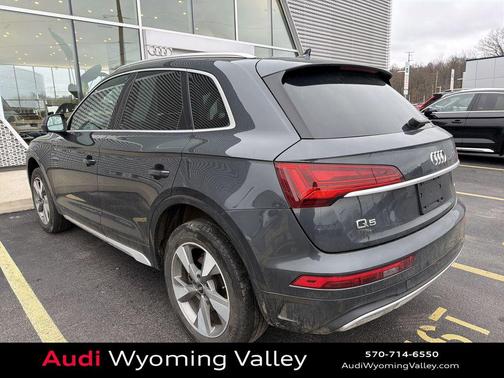2023 Audi Q5 40 Premium Plus