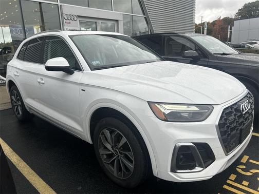 2022 Audi Q5 45 S line Premium
