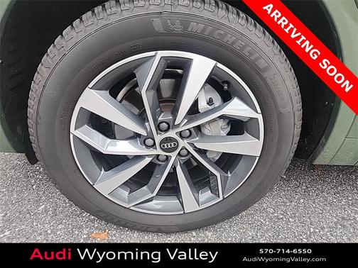 2023 Audi Q5 45 S line Premium Plus