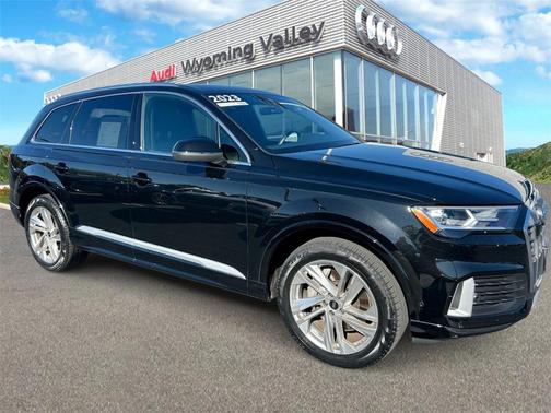 2023 Audi Q7 45 Premium