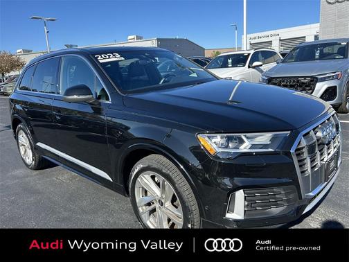 2023 Audi Q7 45 Premium