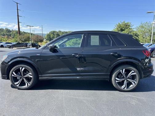 2024 Audi Q3 45 S line Premium Plus