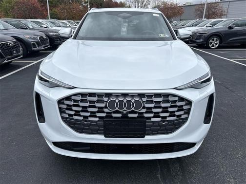 2025 Audi Q5 Premium Plus