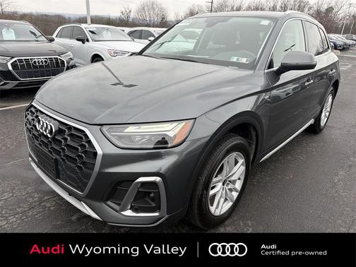 2022 Audi Q5 45 S line Premium